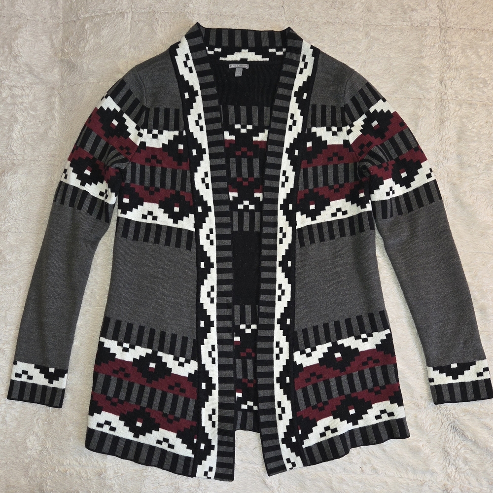Charlotte Russe Aztec Geometric Patterned Cardigan